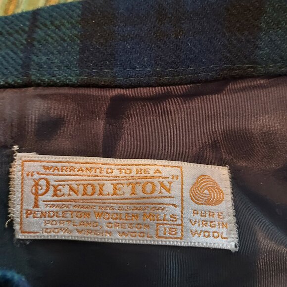 Wool Skirt - Picture 2 of 2